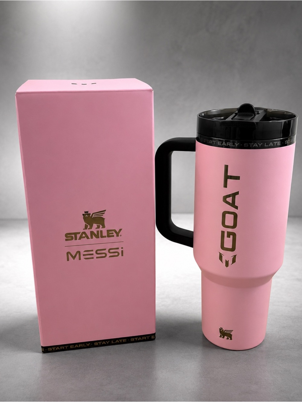 Stanley x Messi Pink GOAT 40 oz ✨✨LIMITED✨✨